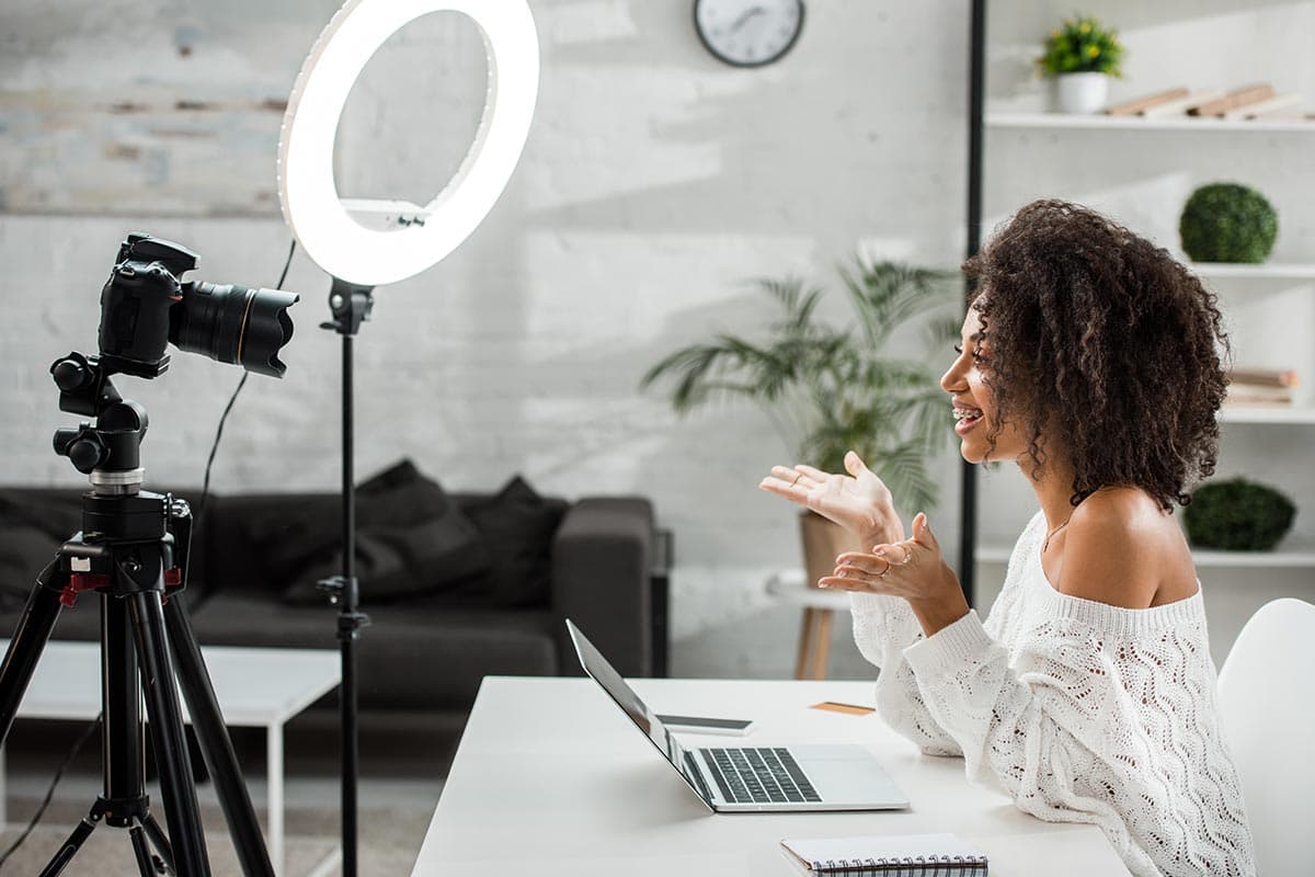 Using Influencer Marketing to Elevate Your Aesthetic Practice