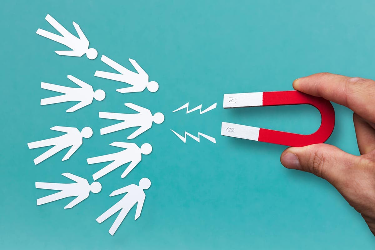 From Clicks to Clients: Attract and Engage Ideal Clients for Your Aesthetic Practice