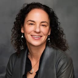 Dr. Kate Dee